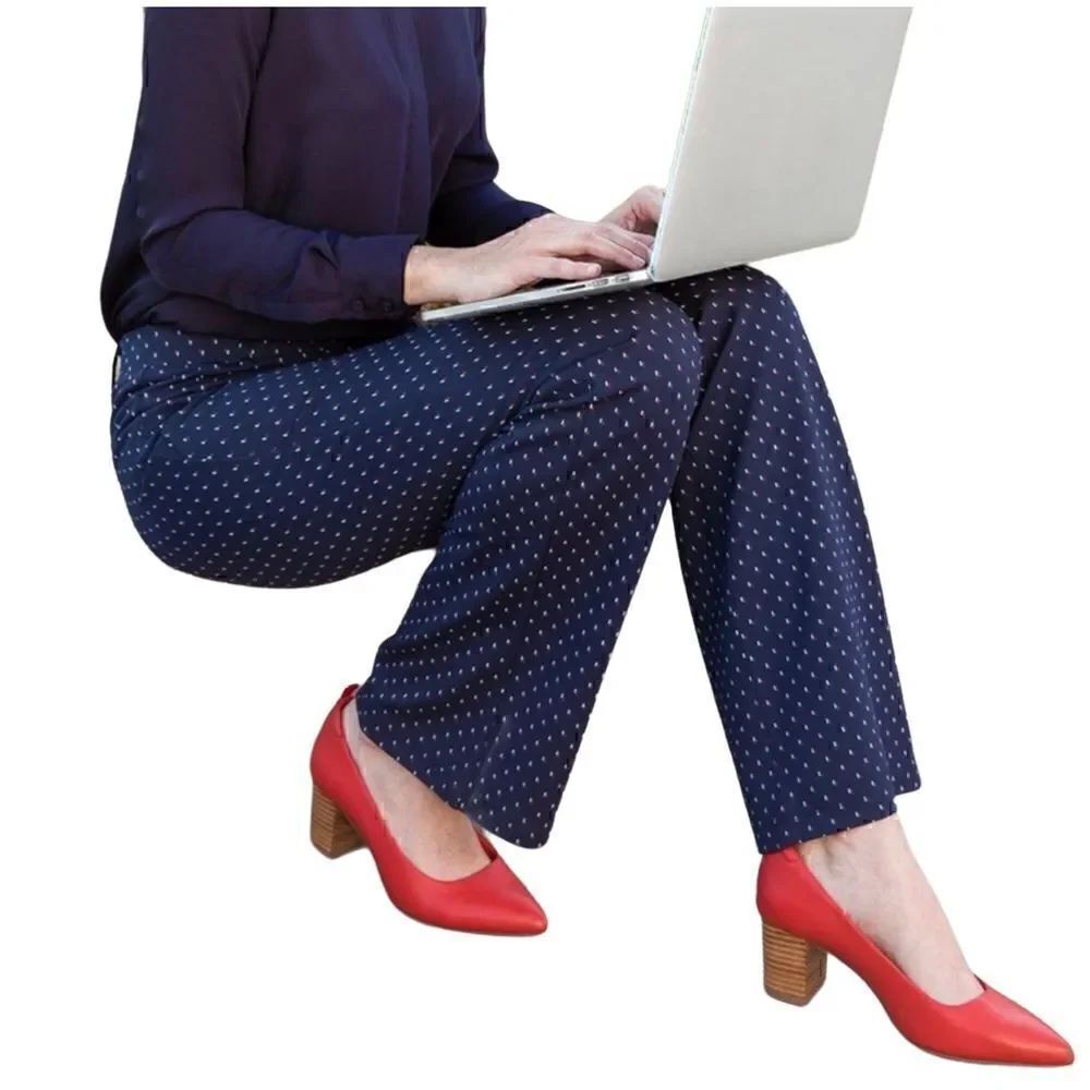 Betabrand binary blue classic straight leg yoga dress pants size M